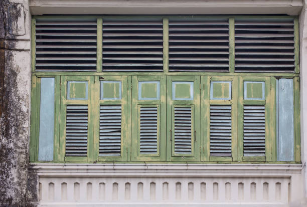 Blinds or Shutters Selecting the Perfect Style for Your Space